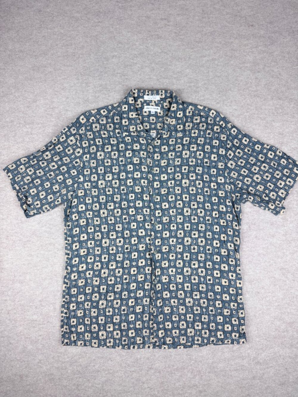 Pierre Cardin Button-Up Shirt Men s Size L Patterned Design blue/Neutral Tone